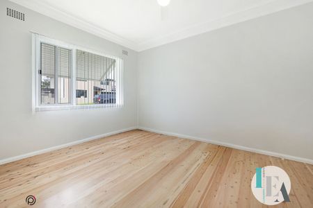 Fresh, Light & Coastal Living - Photo 2