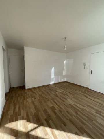Location Appartement 2 pièces 37m² MALZEVILLE 54220 - Photo 5