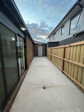 19 Caddy Road, Tarneit - Photo 3