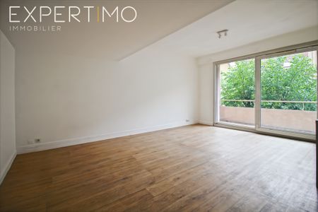 PERIPHERIE IMMEDIATE DU CENTRE VILLE, APPT DE TYPE 3 ET GRAND BALCON ! - Photo 2