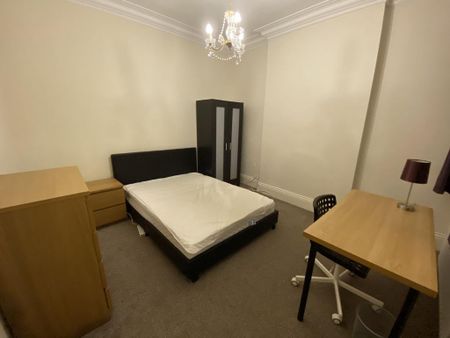 4 bedroom house share to rent - Photo 3