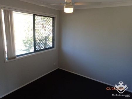 Renovated 3 bedroom townhouse available for rent, centrally located - Photo 5