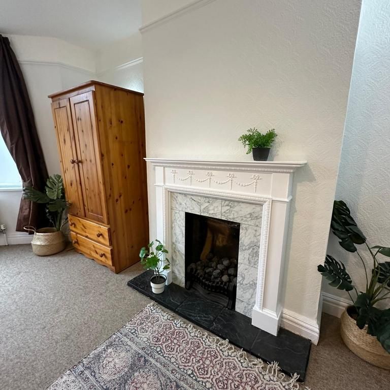 1 bedroom semi-detached house to rent - Photo 1