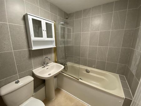 3 bedroom bungalow to rent - Photo 5