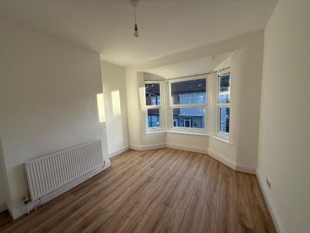 3 bedroom terraced house to rent - Photo 3