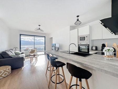 Location Appartement 2 pièces Meublé 44m² AJACCIO 20000 - Photo 2