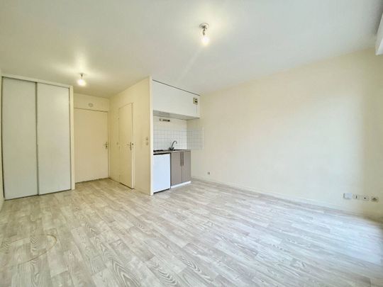 Location appartement 1 pièce 21 m² à Évreux (27000) - Photo 1