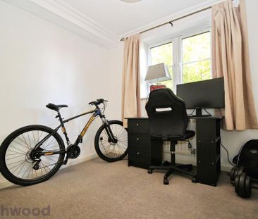 2 bedroom flat to rent - Photo 4