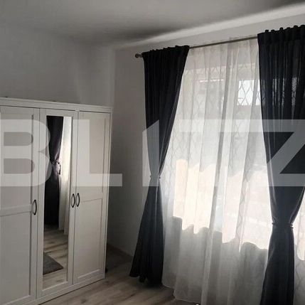 Apartament cu 2 camere, 58 mp, parcare privată, situat într-un complex rezidențial în cartierul 1 Mai - Fotografie 1