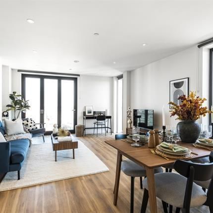 3 bedroom apartment to rent - Photo 1