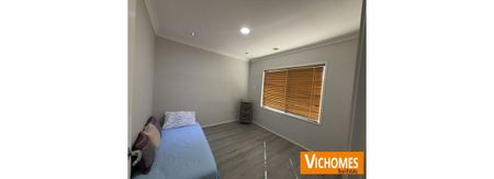 Spacious & Excellent Location - Photo 3