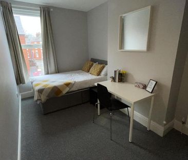 1 bedroom in a house share to rent - Photo 6