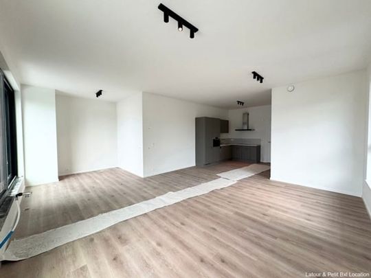Appartement te huur - Photo 1