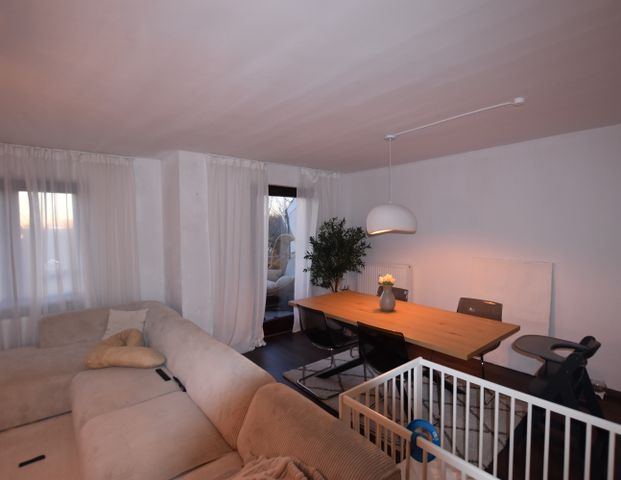 Schönböckener Str. 113a, 3 Zi.,ca. 78qm, gr. Wohnzimmer, D.-Bad, EBK, Balkon FREI 01.02.2026 - Foto 1