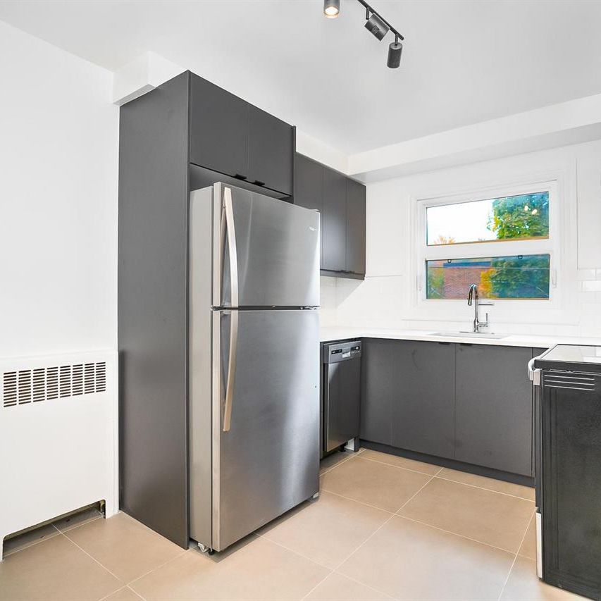 #12, 2 Bed, 1 Bath - 3871 Rue Beaubien Est, Montréal - Photo 1