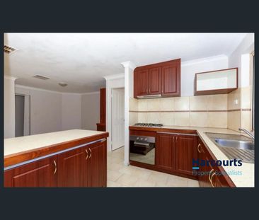 Spacious Family Home in Seville Grove - 4 Bedrooms, 2 Bathrooms - Photo 5