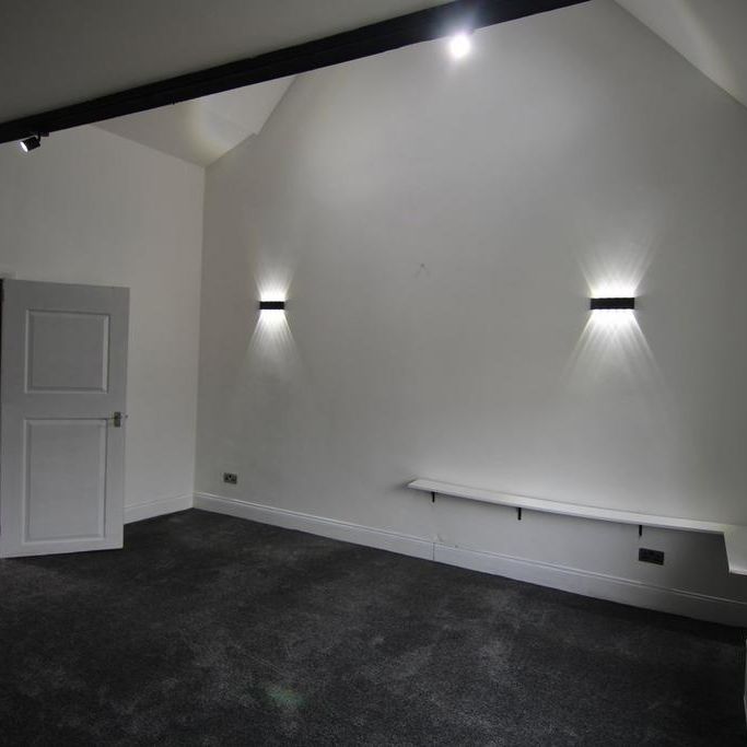 2 bedroom cottage to rent - Photo 1