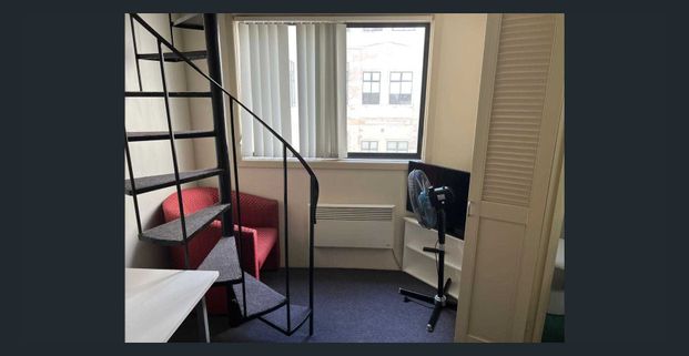 Located Opposite Broadway Shopping Centre and University District !! - Photo 1