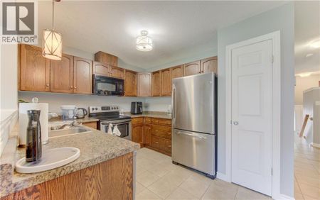 6 EDWARDS Street, Guelph, Ontario, N1E0B2 - Photo 3
