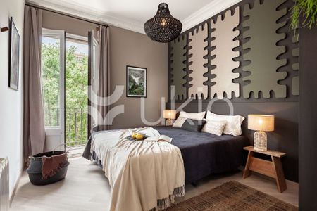 4 room luxury Apartment for rent in Barcelona, Spain - Photo 2