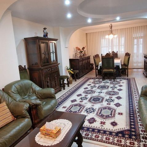 Coiciu, o vila construita pe cadre de beton, bine compart... - Fotografie 1