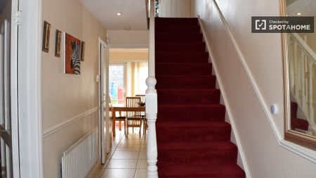 Room to rent in 3-bedroom houseshare -Blanchardstown, Dublin - Photo 5