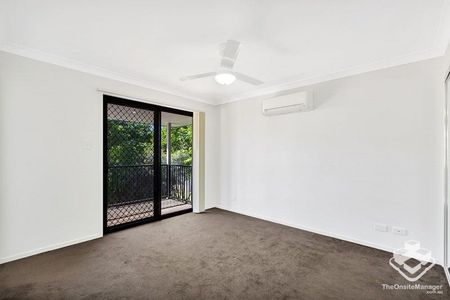 Break Lease - $490 until 15/02/25 SPACIOUS 3 BED UNIT IN LEAFY COMMUNITY CLOSE TO SHOPS AND SCHOOLS - Photo 4