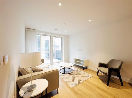 Cedrus Avenue, Southall - Photo 3