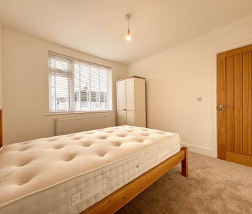 1 bedroom in a house share to rent - Photo 6