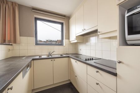 Appartement op de eerste verdieping met autostaanplaats - Photo 3