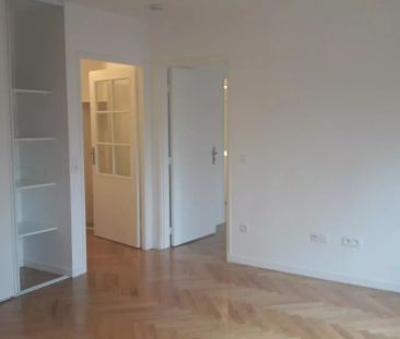 location Appartement T2 DE 45.86m² À LE CHESNAY - Photo 2