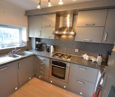 Betsham Street, Hulme, Manchester, M15 - Photo 6