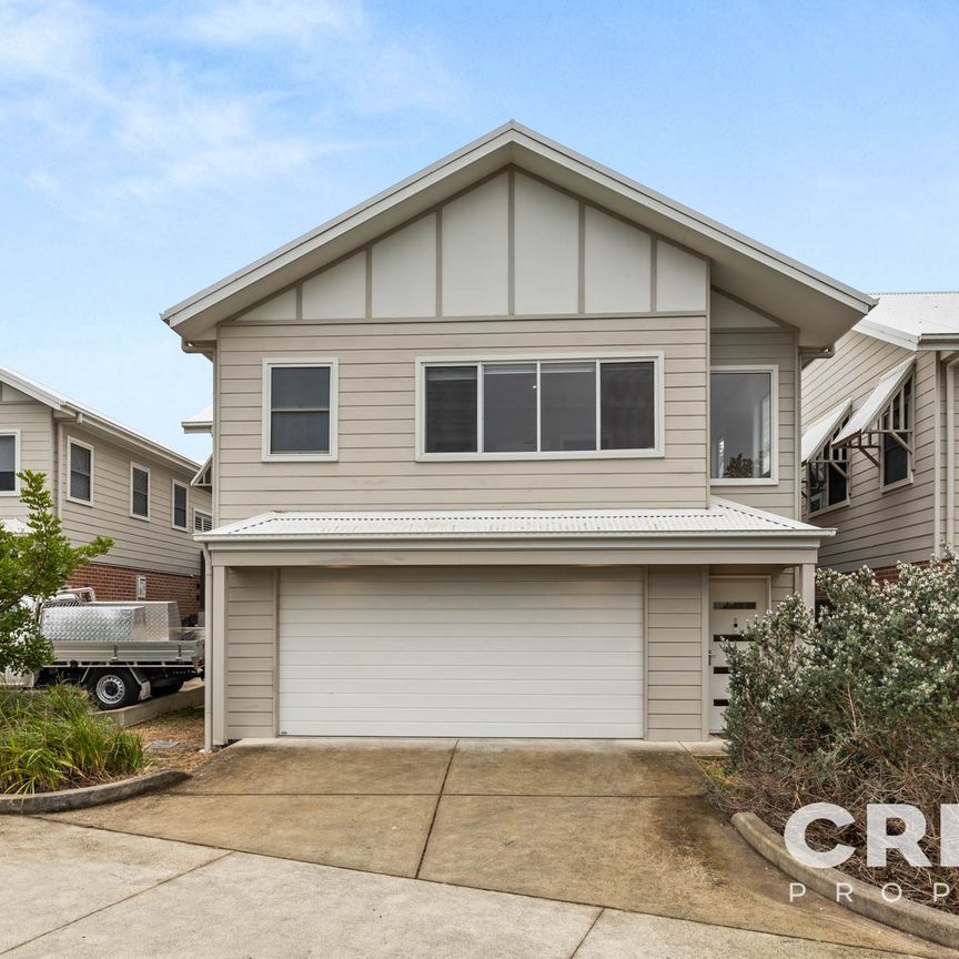 2/73a Springfield Avenue, Kotara - Photo 1