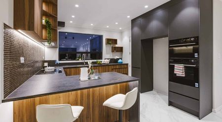 Lovely brand-new Karaka property is up for rent! - Photo 3