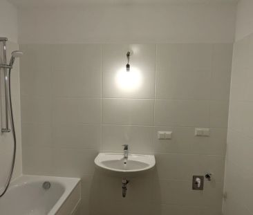 *MODERNE 2-ZIMMER-NEUBAUWOHNUNG mit BALKON* - WOHNEN mitten in SIMM... - Photo 1