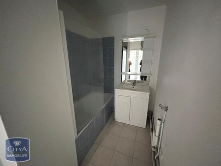Location Appartement 2 pièces 40m² ST SAULVE 59880 - Photo 3