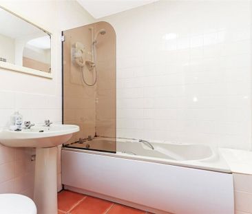 2 Bed Flat, Bell Street, G4 - Photo 5