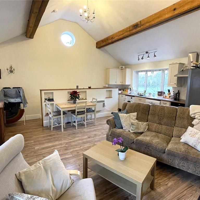 2 bedroom detached house to rent - Photo 1