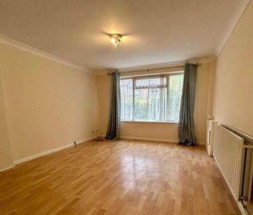 Harlans Close, Eaglestone, MK6 - Photo 4