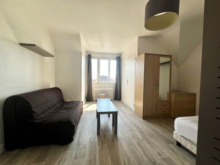 Location Appartement 1 pièce 30m² ORLEANS 45000 - Photo 4