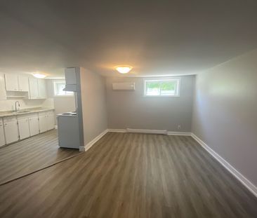 34 Greer St, Kingston, ON K7K 2V9 - Photo 2