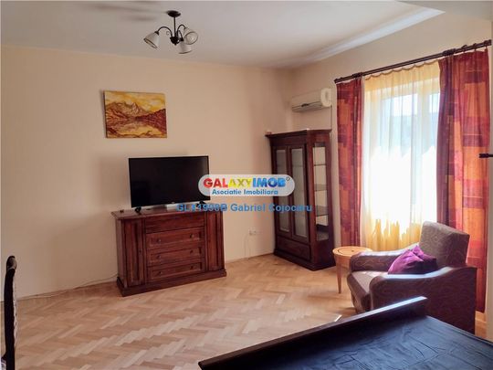 Garsoniera Ultracentral Universitate-Doamnei - Fotografie 1