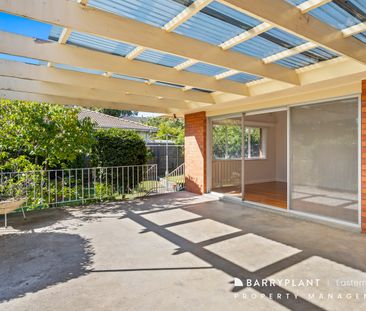 Spacious Family Home in Prime Templestowe Location - Photo 5