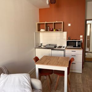 Location Appartement 1 pièce 18m² RUELLE SUR TOUVRE 16600 - Photo 2