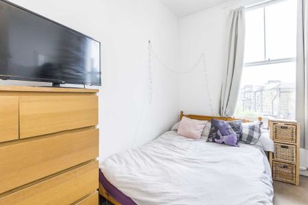 Price £3,200 pcm - Available 12/08/2025 - Furnished - Photo 3