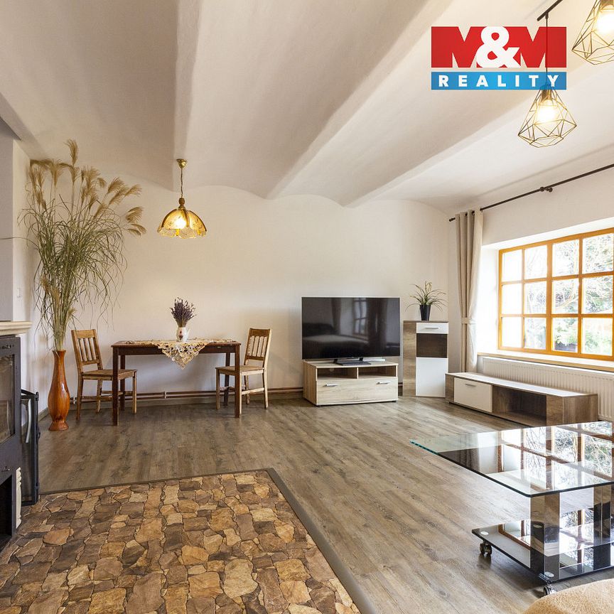 Pronájem domu 147 m² s pozemkem 902 m² - Photo 1