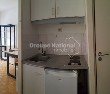 STUDIO MEUBLE CALME ET LUMINEUX, - Photo 3