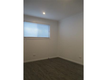 Unique Design - 2 Bedroom Home - Photo 4