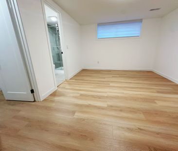 For Lease - 2417 Mississauga Road Unit# Basement, Mississauga, Ontario - Photo 1