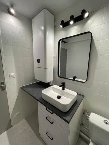 Location Appartement 1 pièce 30m² - Photo 5